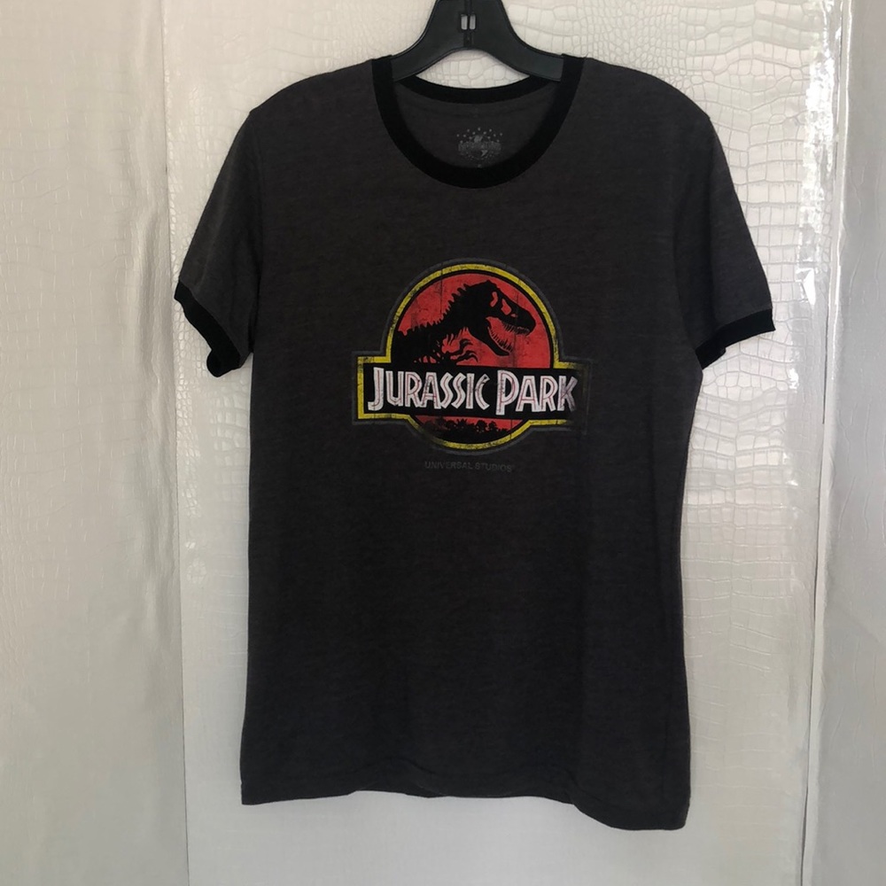 JURASSIC PARK TEE.  🦕